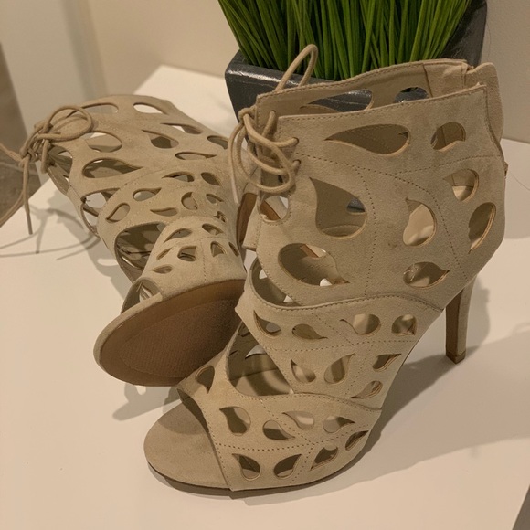 Aldo Shoes - Tan/Cream heels